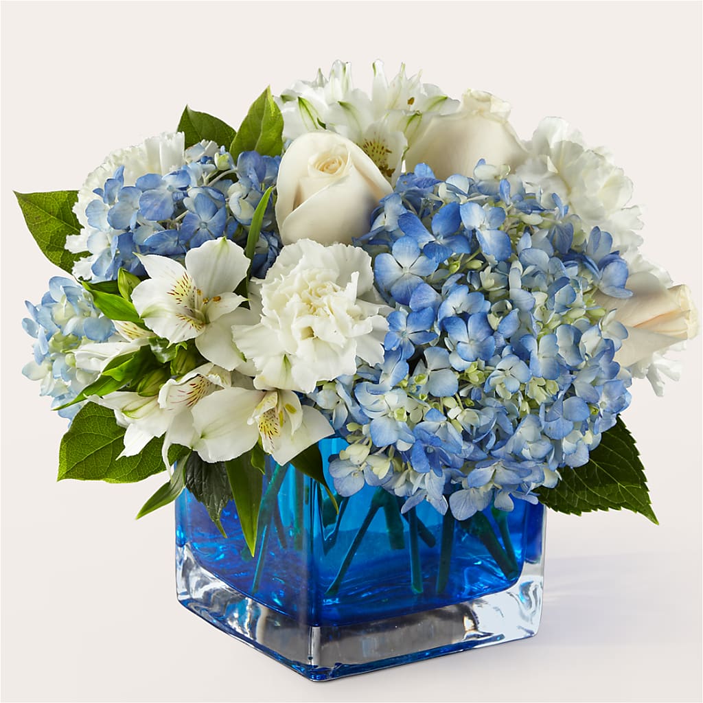 Soothing Waters Bouquet – Backroads Florist, Blairsville GA