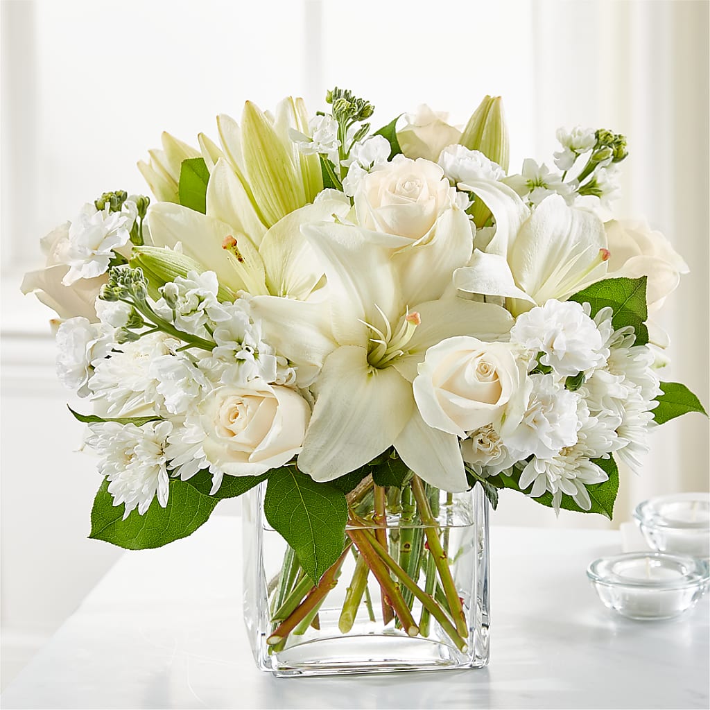 Gentle Breeze Bouquet – Backroads Florist, Blairsville GA
