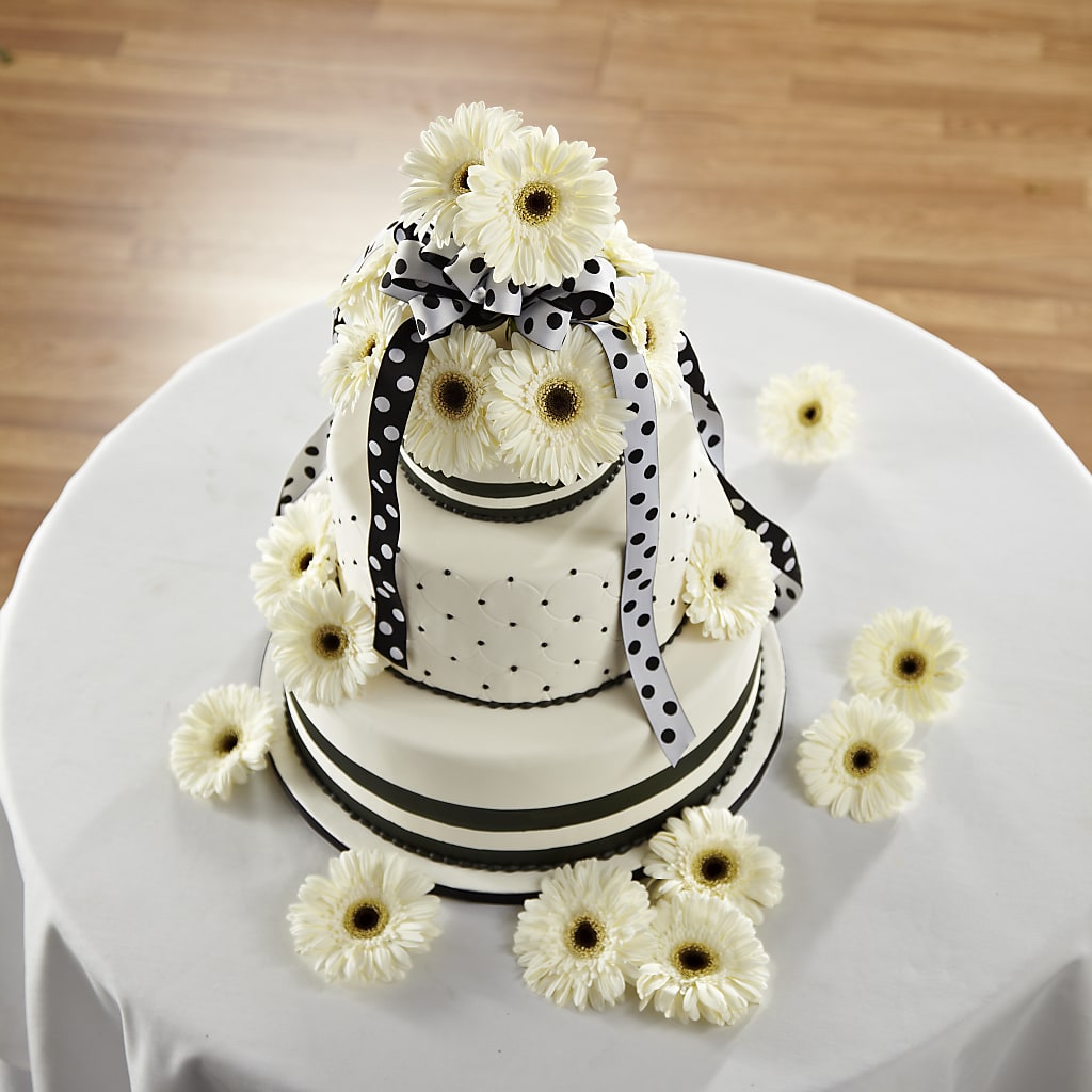 Simple Sophistication Cake Décor – Backroads Florist, Blairsville GA