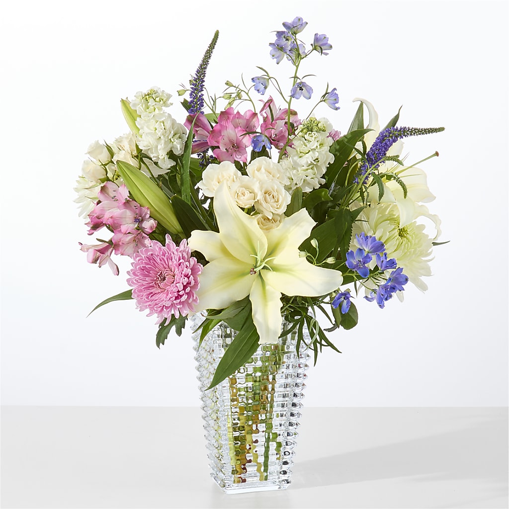 Winter Celebration Bouquet –  Backroads Florist, Blairsville GA