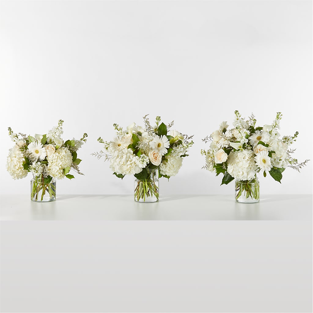 Sun-drenched Blooms Box Bouquet –  Backroads Florist, Blairsville GA