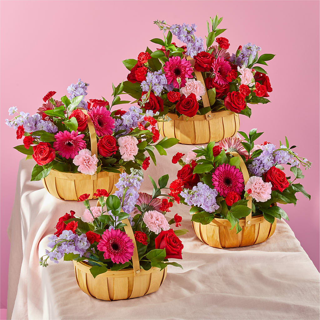Pink Picnic Basket –  Backroads Florist, Blairsville GA