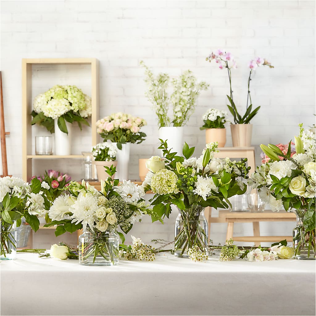 Classic Ivory – A Florist Original –  Backroads Florist, Blairsville GA