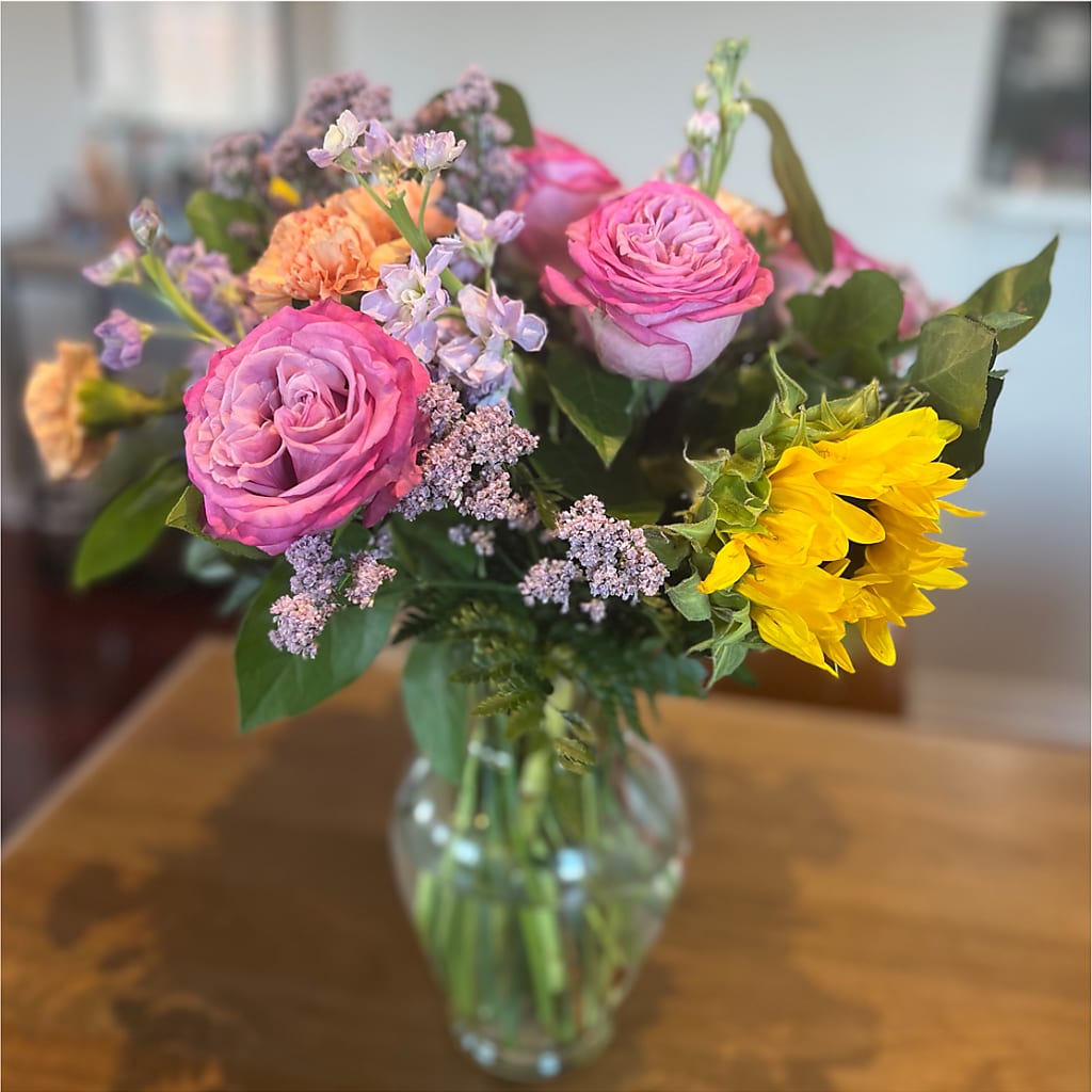 Yellow Brick Road Bouquet –  Backroads Florist, Blairsville GA