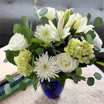 Snowy Dreams Bouquet –  Backroads Florist, Blairsville GA