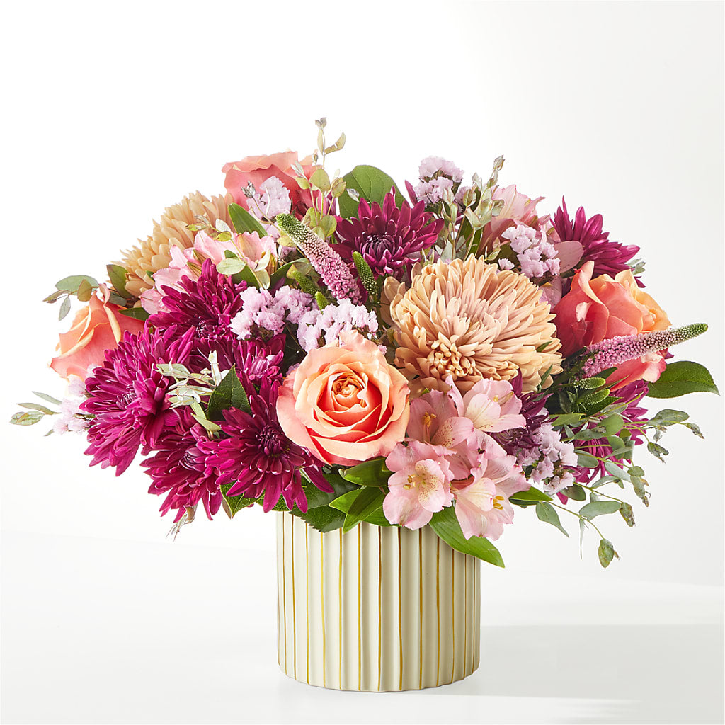 Berry Cobbler Bouquet with Ivory Vase –  Backroads Florist, Blairsville GA