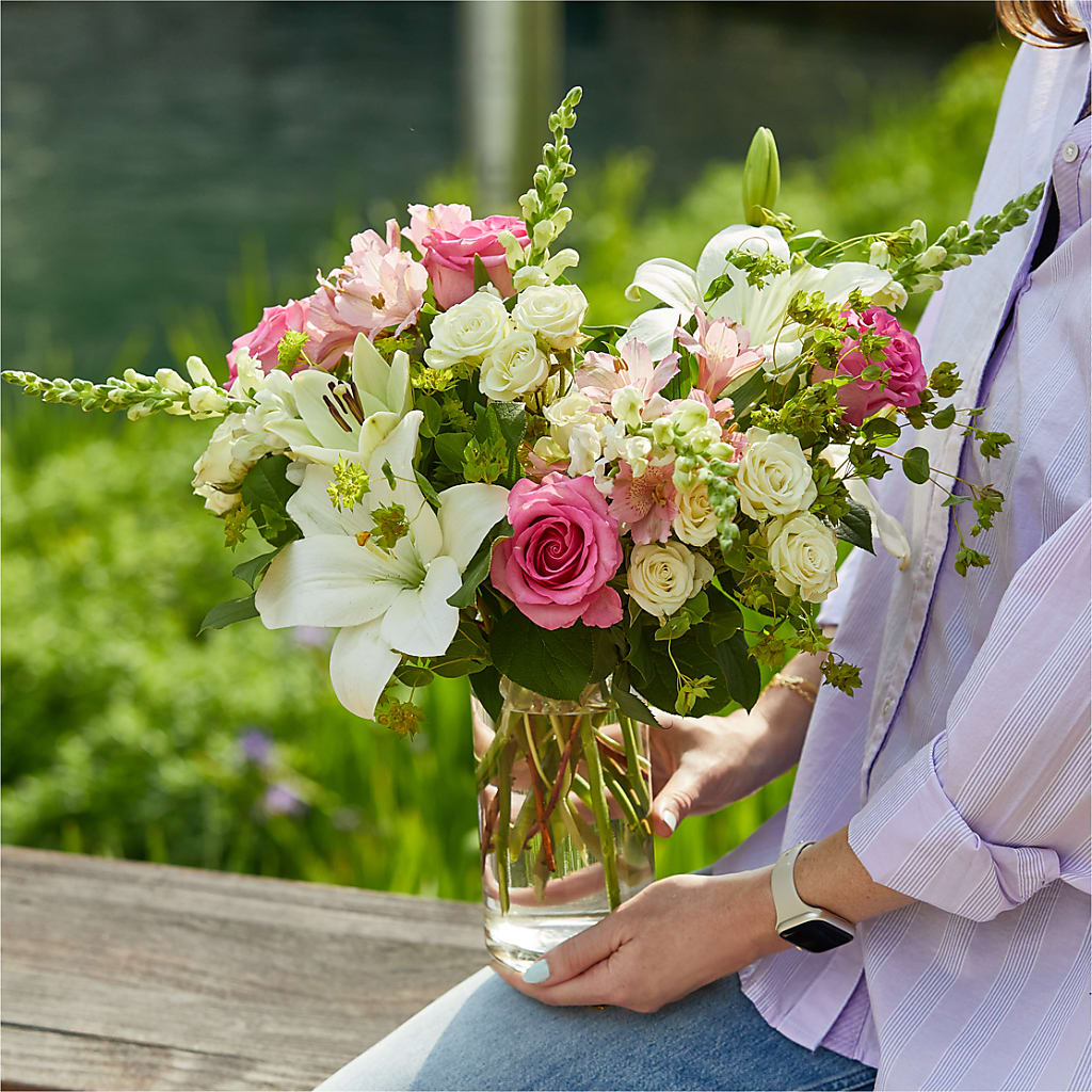 Fondly Bouquet –  Backroads Florist, Blairsville GA