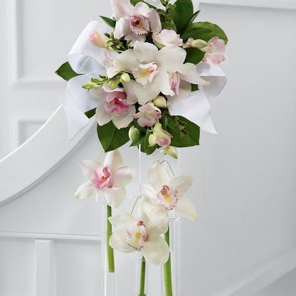 Perfect Entrance Pew Arrangement –  Backroads Florist, Blairsville GA